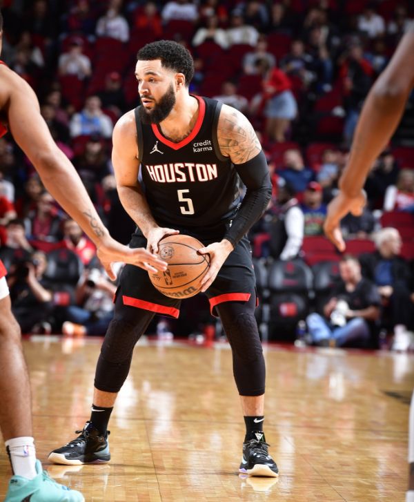 意媒：国米计划下赛季将F-埃斯波西托在意甲外租，或担任第四前锋.