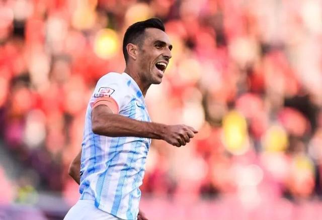 体育英超：热刺主场1：0小胜沃特福德 登顶积分榜